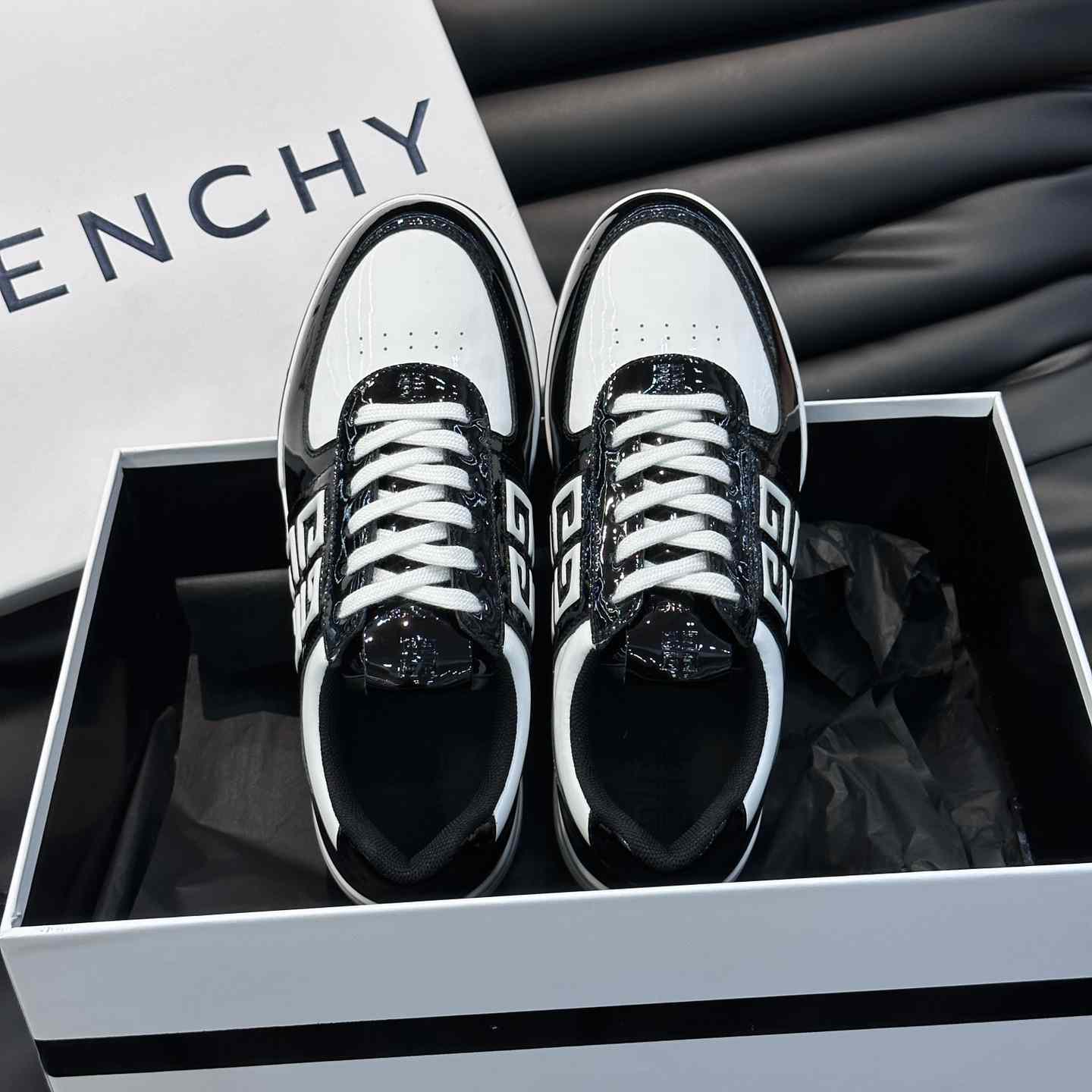 Givenchy G4 Sneakers In Patent Leather - EUR FASHION