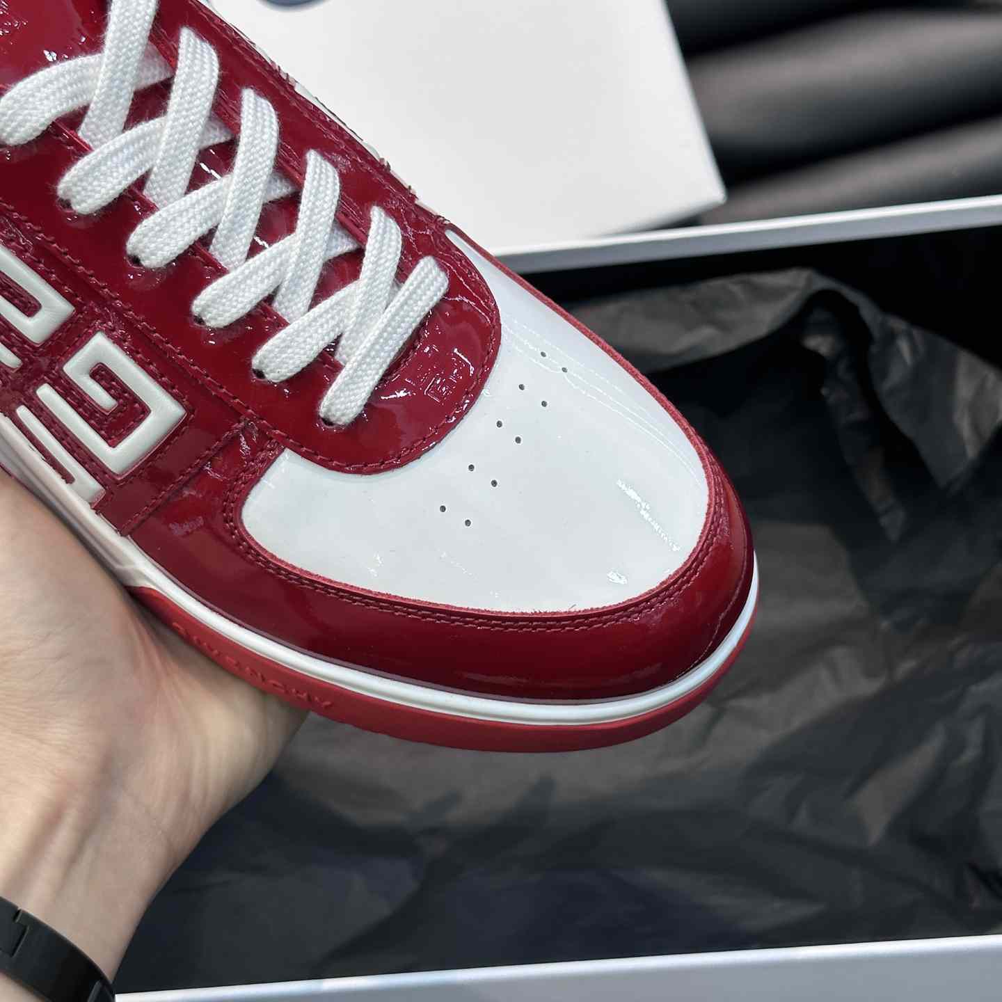 Givenchy G4 Sneakers In Patent Leather - EUR FASHION