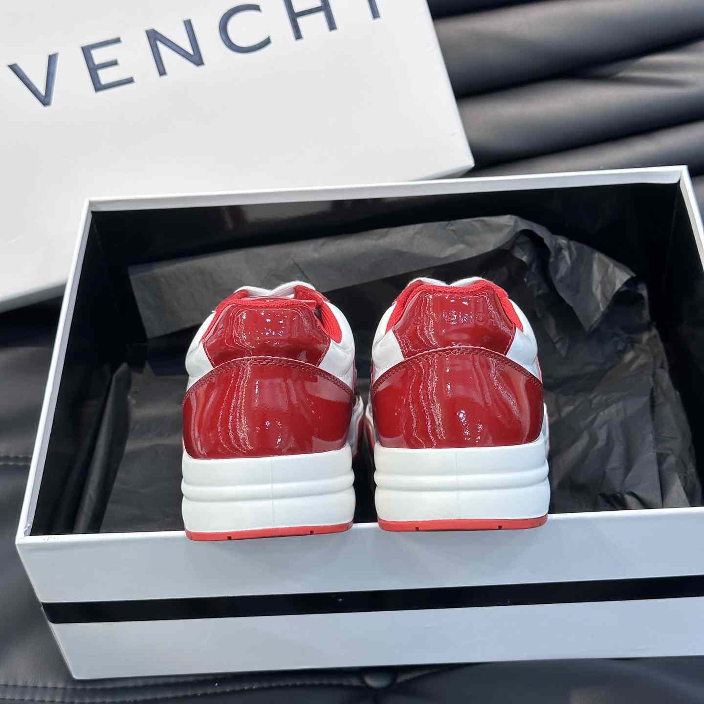 Givenchy G4 Sneakers In Patent Leather - EUR FASHION