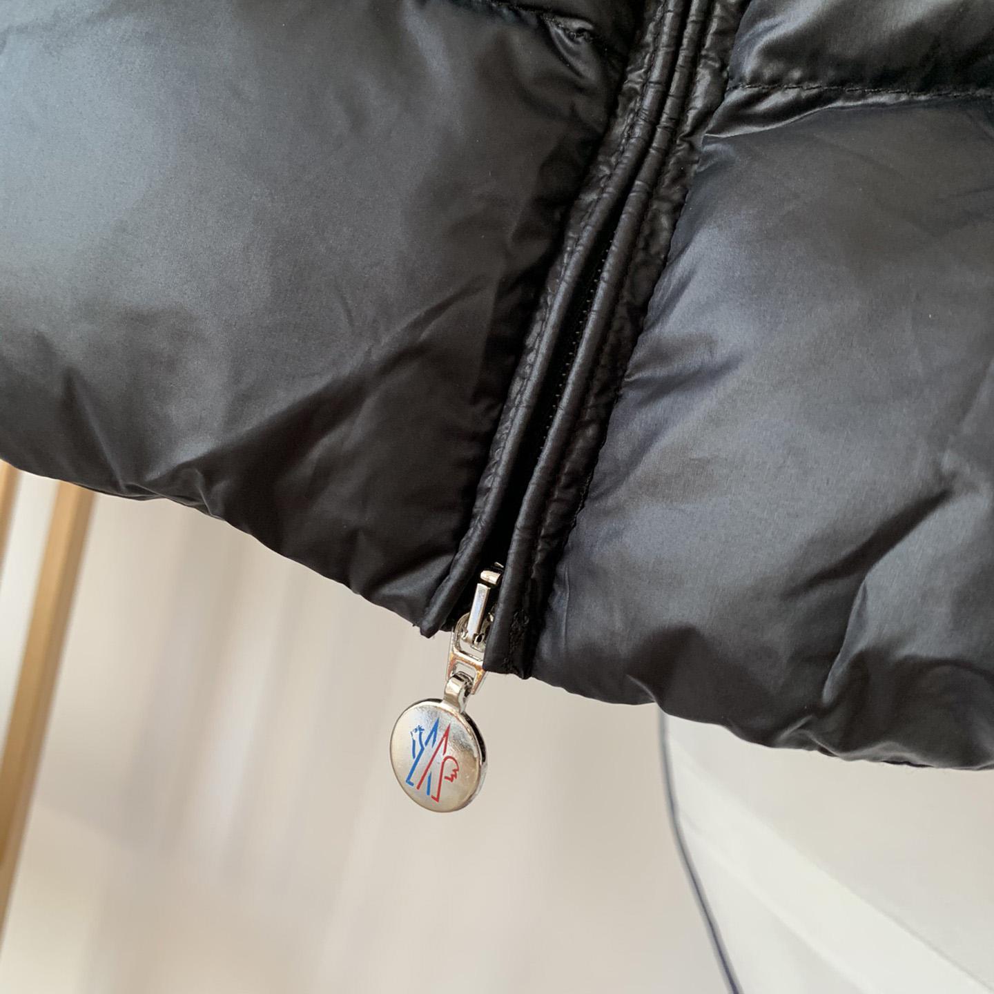 Moncler Black Vanoise Hooded Gilet - EUR FASHION