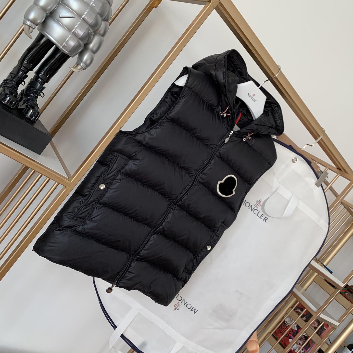 Moncler Black Vanoise Hooded Gilet - EUR FASHION