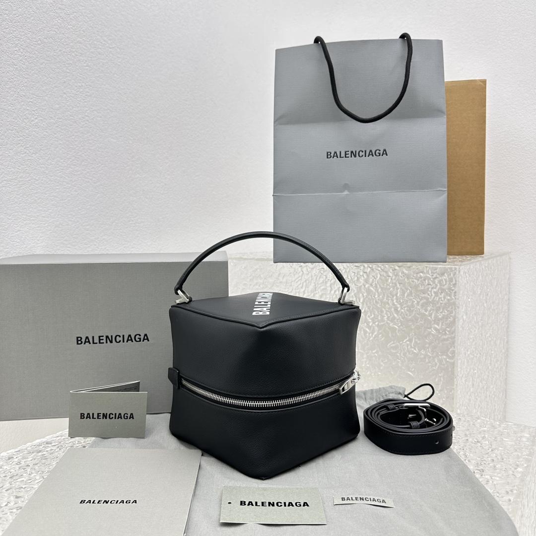 Balenciaga 4X4 Small Bag In Black - EUR FASHION