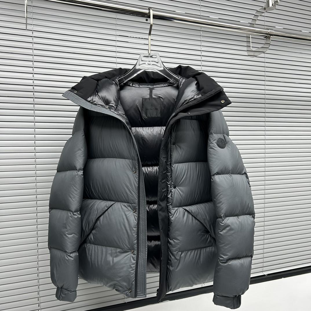 Moncler Maderia Logo-embossed Padded Jacket - EUR FASHION