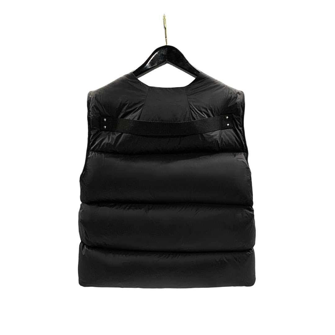 Rick Owens Cargo Sleeveless Puffer Jacket - EUR FASHION