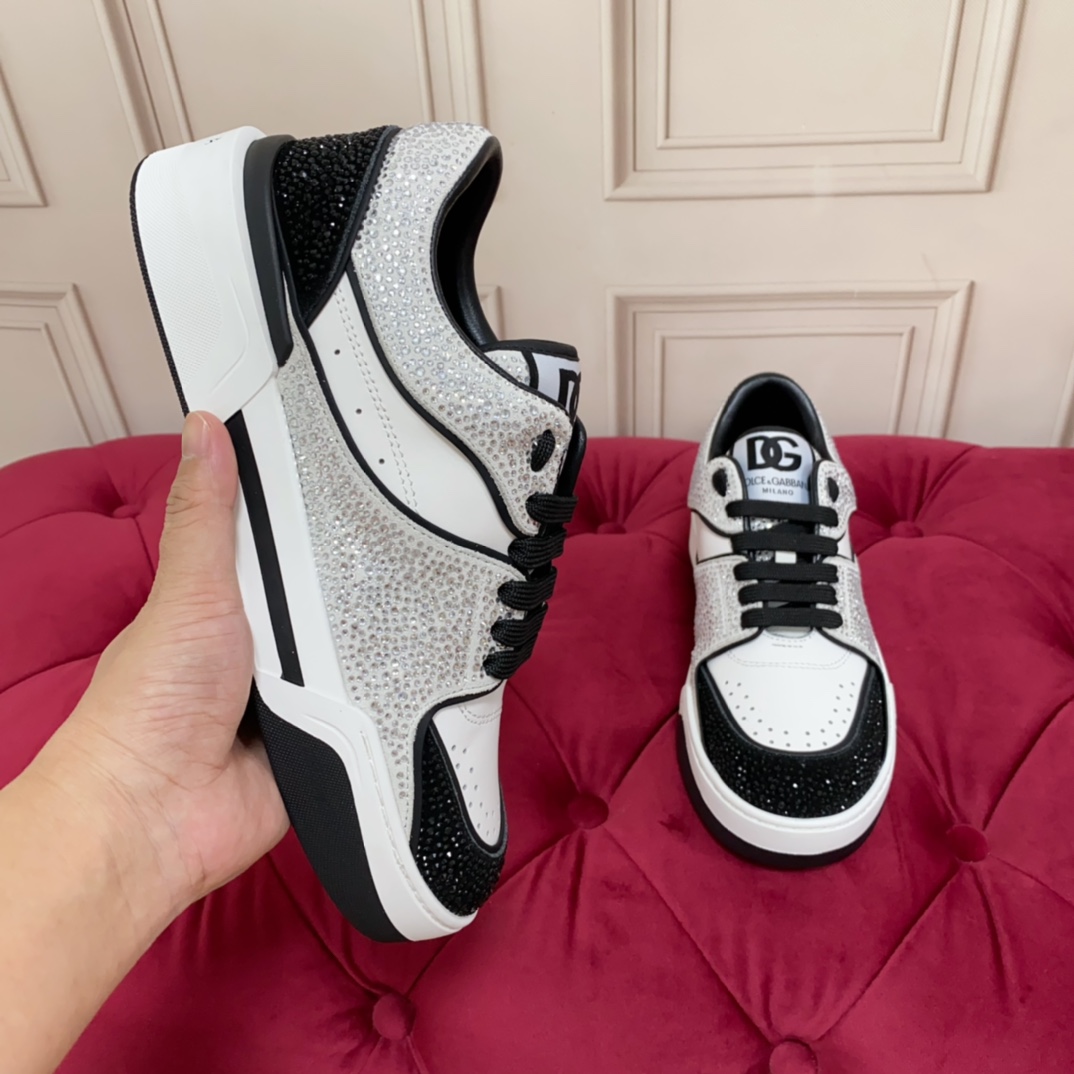 Dolce & Gabbana Crystal-embellished Leather Sneakers - EUR FASHION