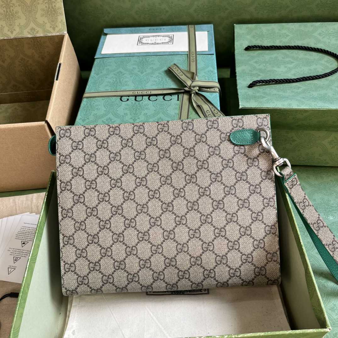 Gucci Pouch With GG Detail (18x 26x 6cm) - EUR FASHION
