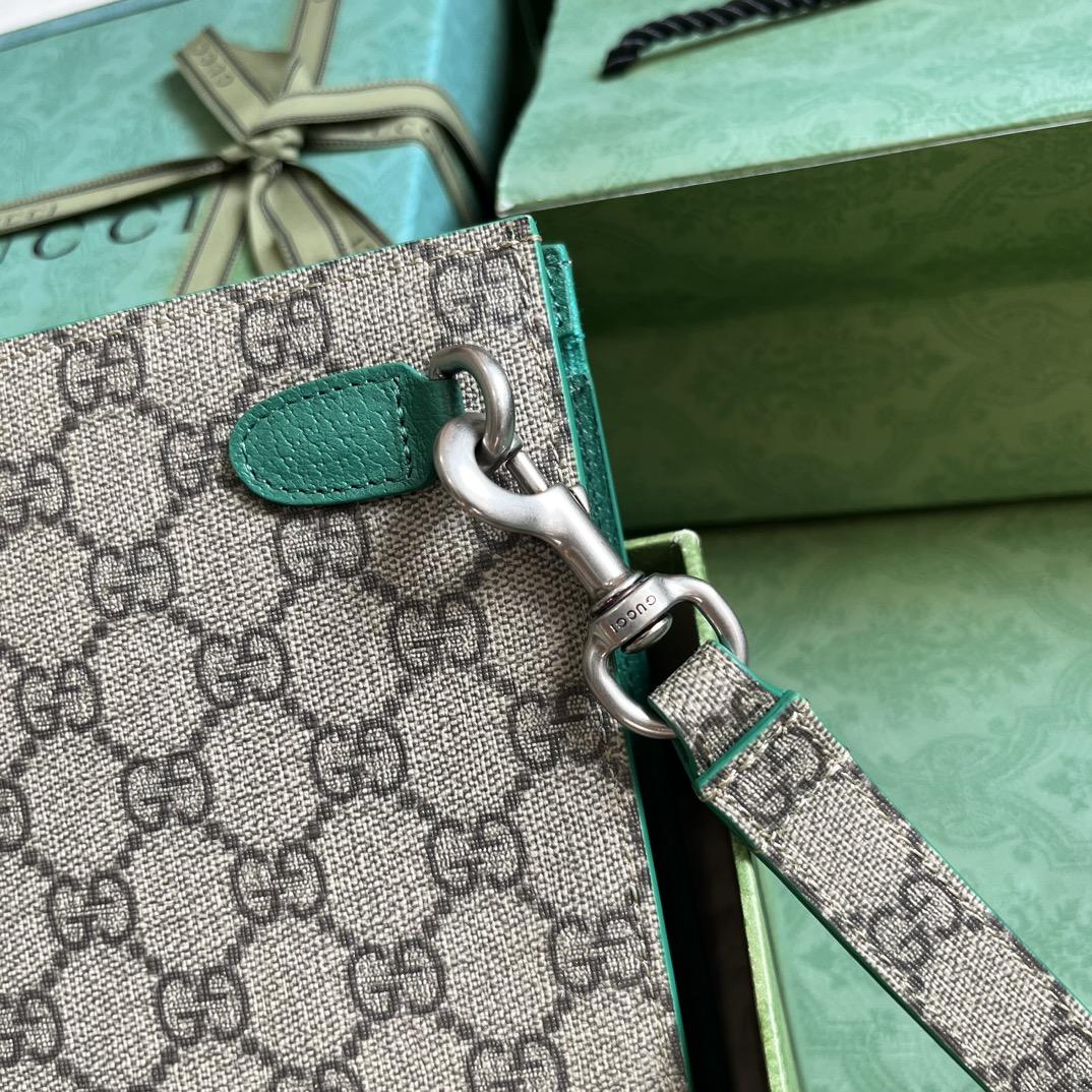 Gucci Pouch With GG Detail (18x 26x 6cm) - EUR FASHION