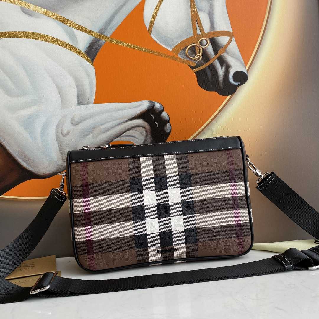 Burberry Check E-Canvas Messenger Bag  (28x 6x 19cm) - EUR FASHION