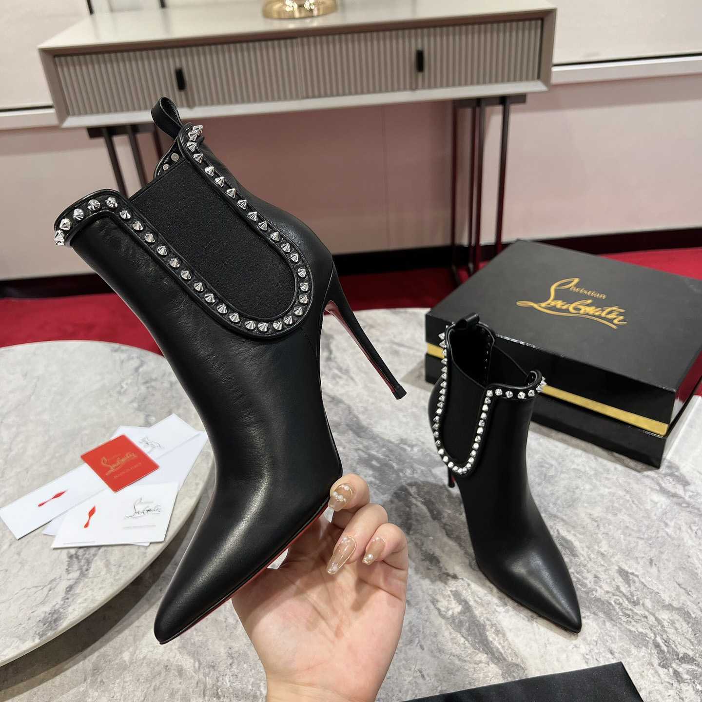 Christian Louboutin Capaboot 100 - EUR FASHION