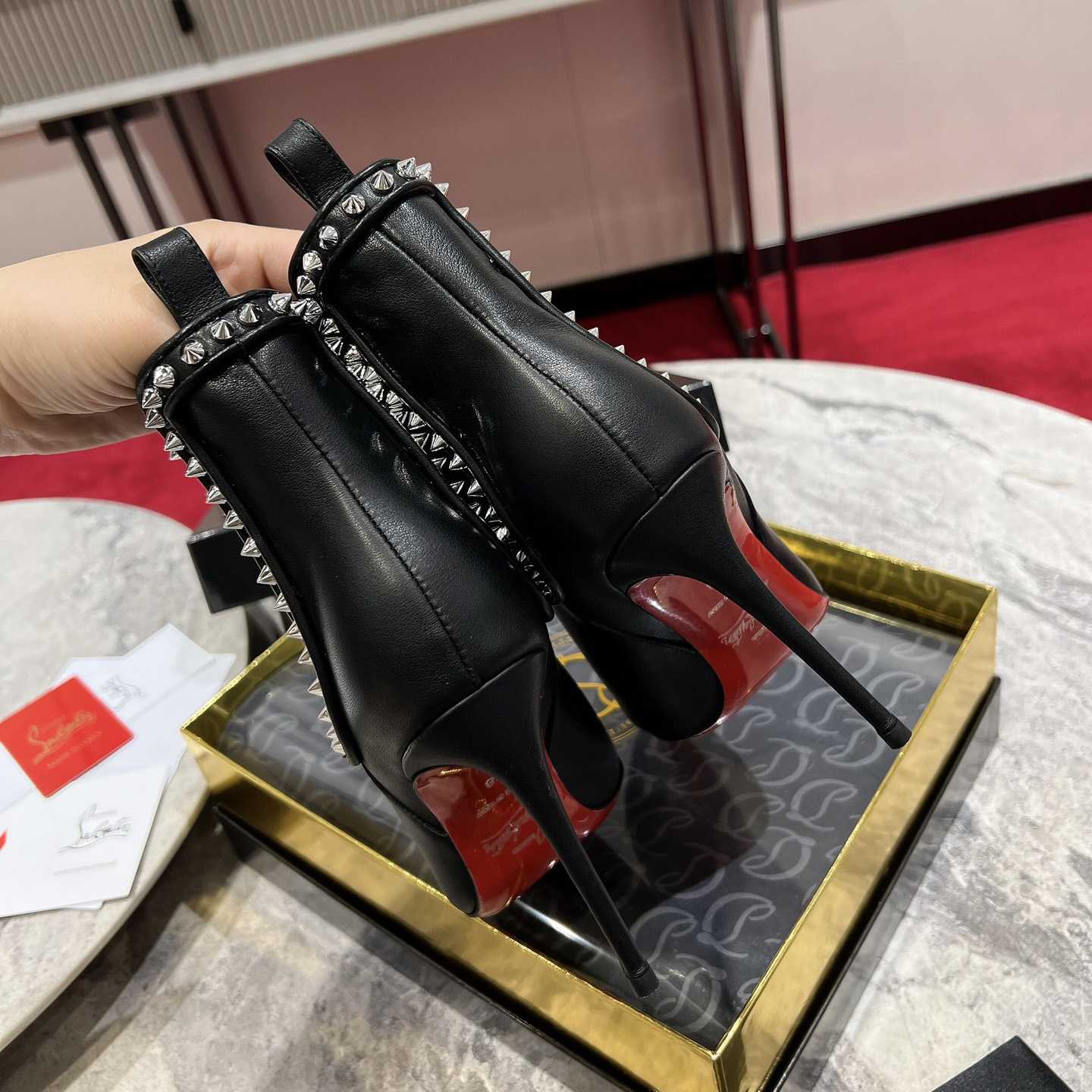 Christian Louboutin Capaboot 100 - EUR FASHION