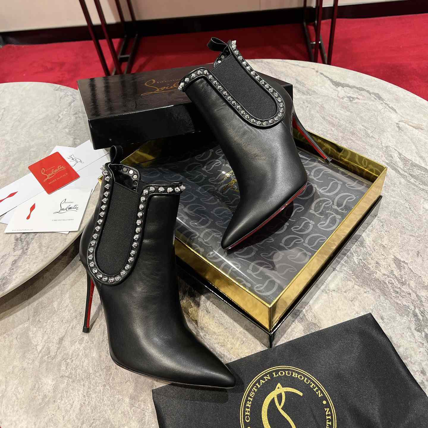 Christian Louboutin Capaboot 100 - EUR FASHION
