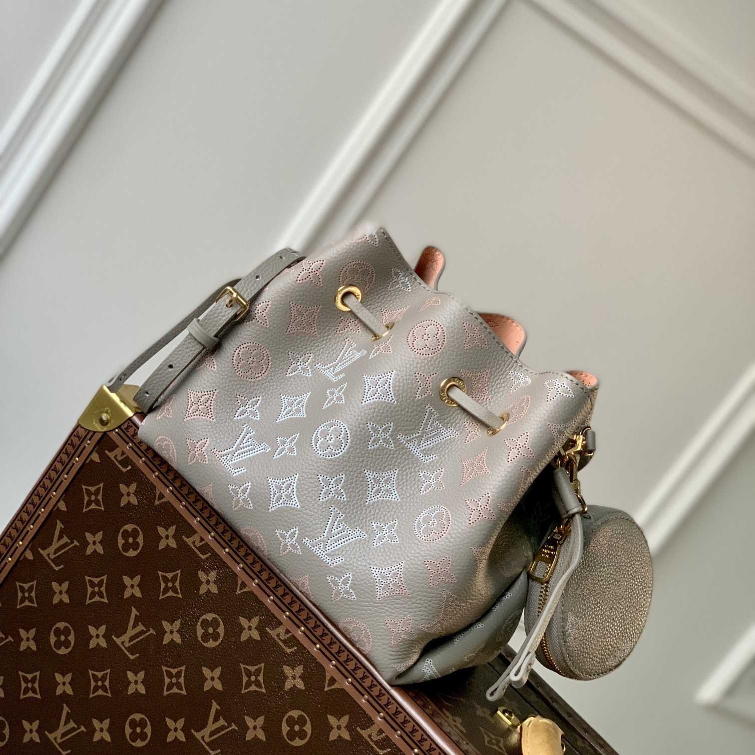 Louis Vuitton Bella (19×22×14cm)  M23388 - EUR FASHION