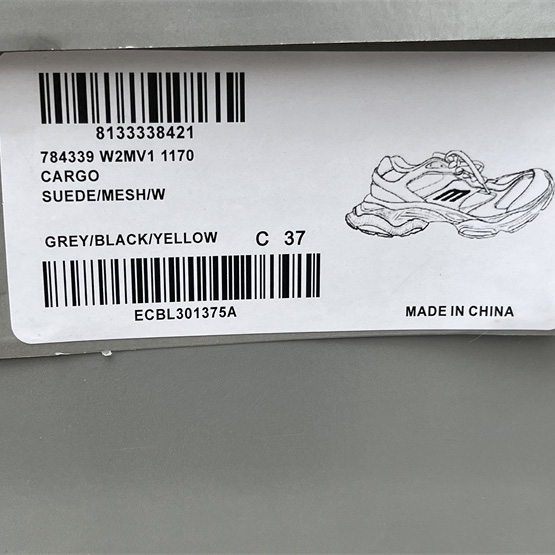 Balenciaga Cargo Sneaker  - EUR FASHION