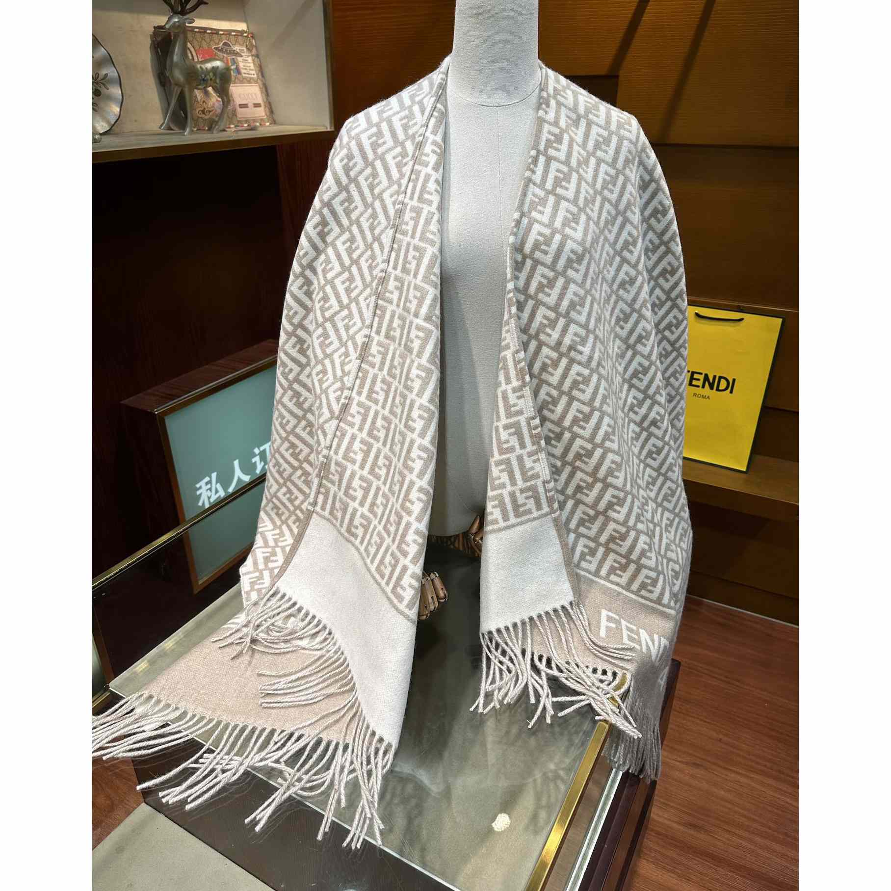 Fendi Beige Wool And Cashmere Poncho - EUR FASHION