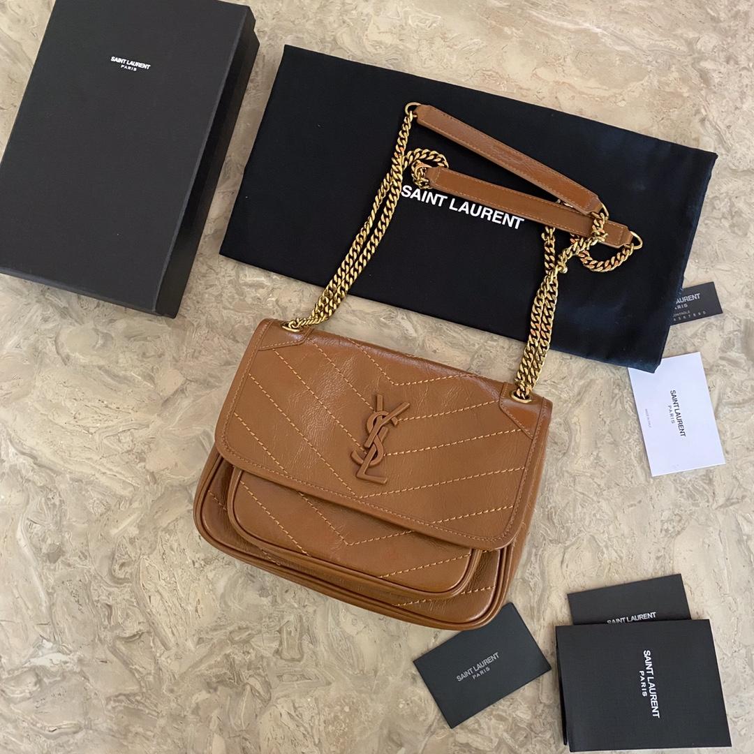 Saint Laurent Niki Medium In Vintage Leather (22×16×12cm) - EUR FASHION