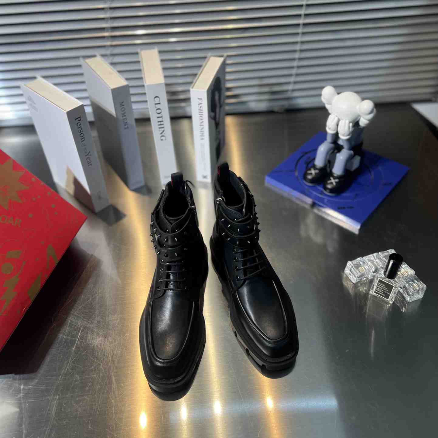 Christian Louboutin Our Fight Apron Toe Combat Boot - EUR FASHION