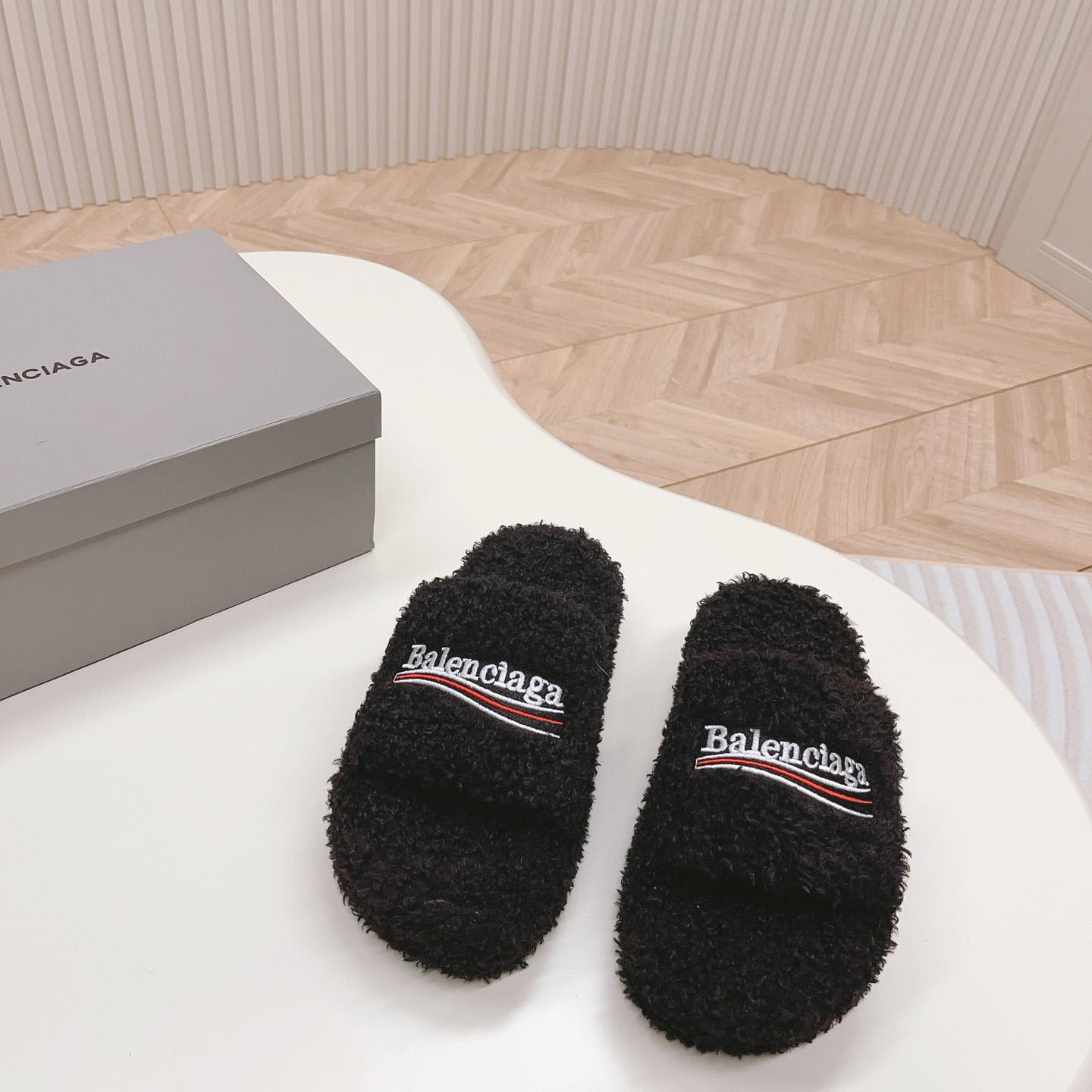 Balenciaga Furry Platform Sandal In Black - EUR FASHION