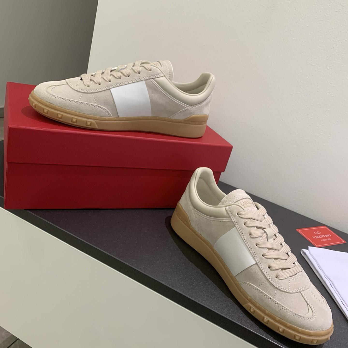 Valenti Garavani Upvillage Lace-up Sneakers - EUR FASHION