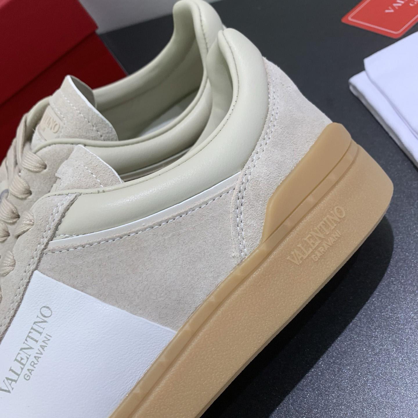 Valenti Garavani Upvillage Lace-up Sneakers - EUR FASHION