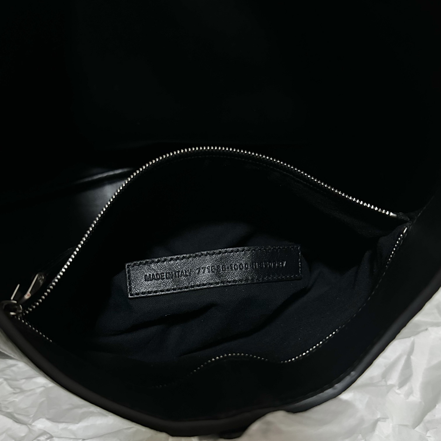 Balenciaga Women's Locker Medium North-South Hobo Bag In Black  - EUR FASHION