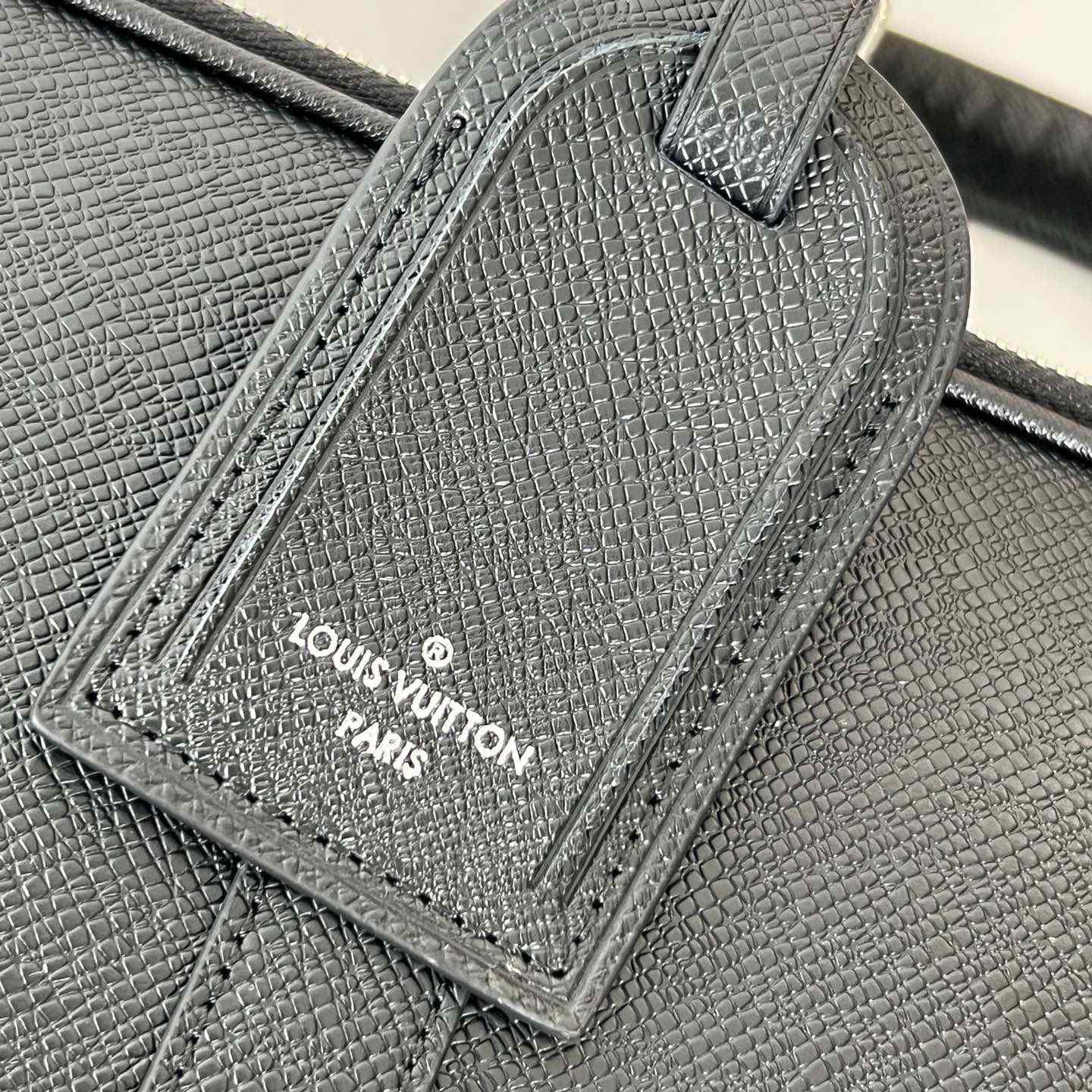 Louis Vuitton Porte Documents Voyage    M30967 - EUR FASHION