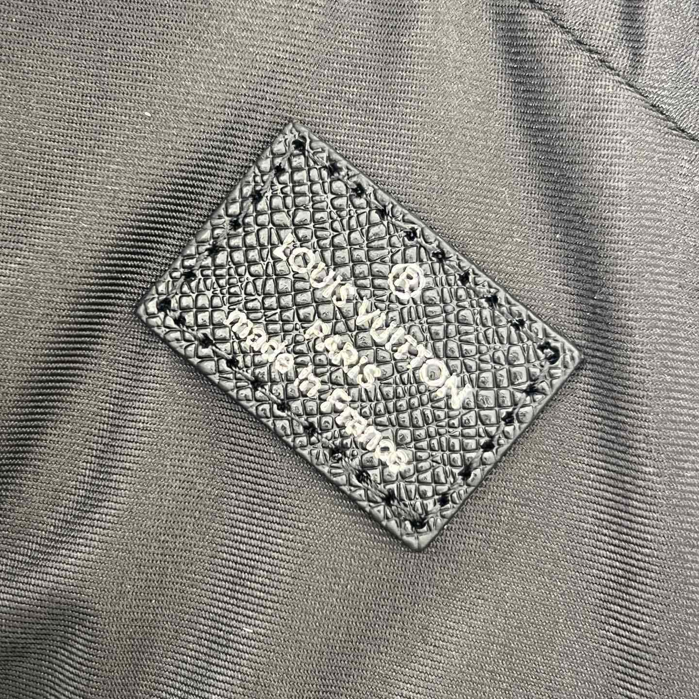 Louis Vuitton Porte Documents Voyage    M30967 - EUR FASHION