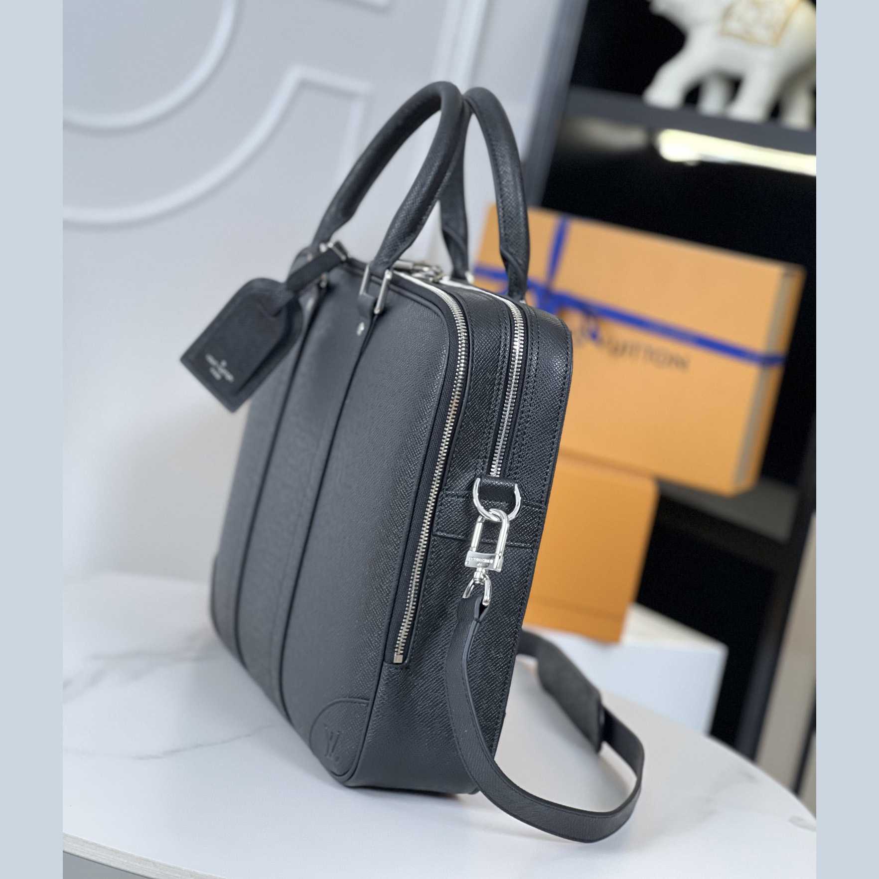 Louis Vuitton Porte Documents Voyage    M30967 - EUR FASHION
