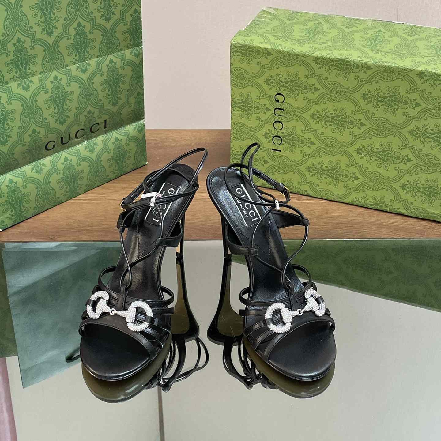 Gucci Women's Horsebit Sandal - EUR FASHION