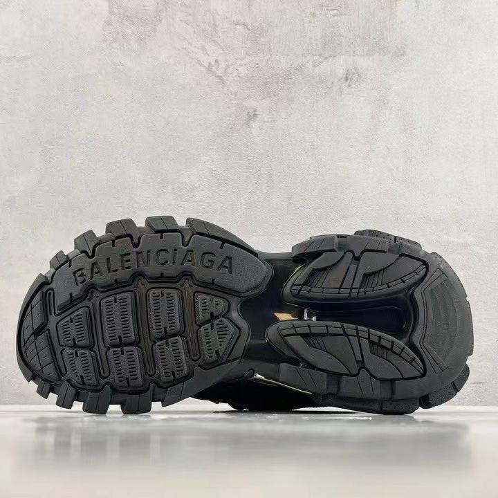 Balenciaga Track Sneaker  - EUR FASHION