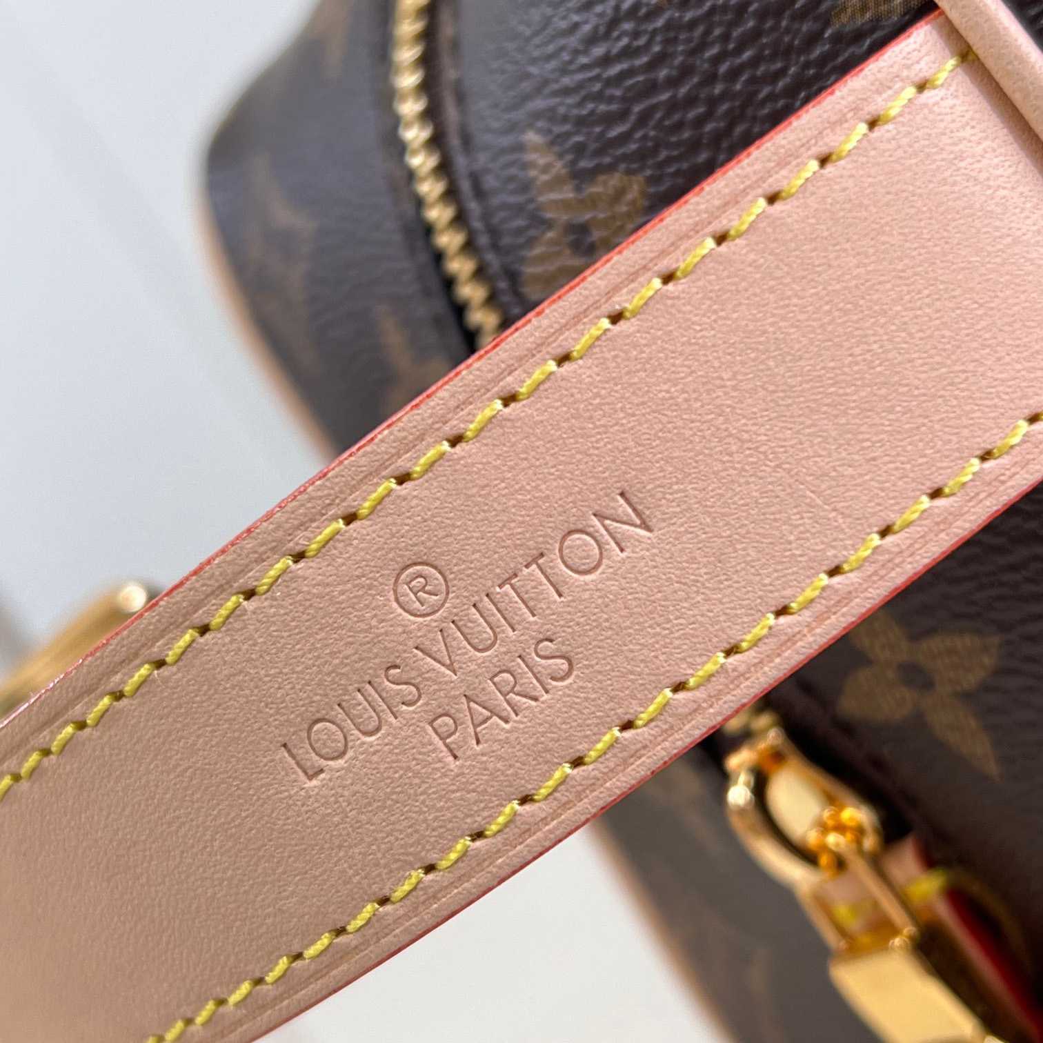 Louis Vuitton Locker Dopp Kit   M83112 - EUR FASHION