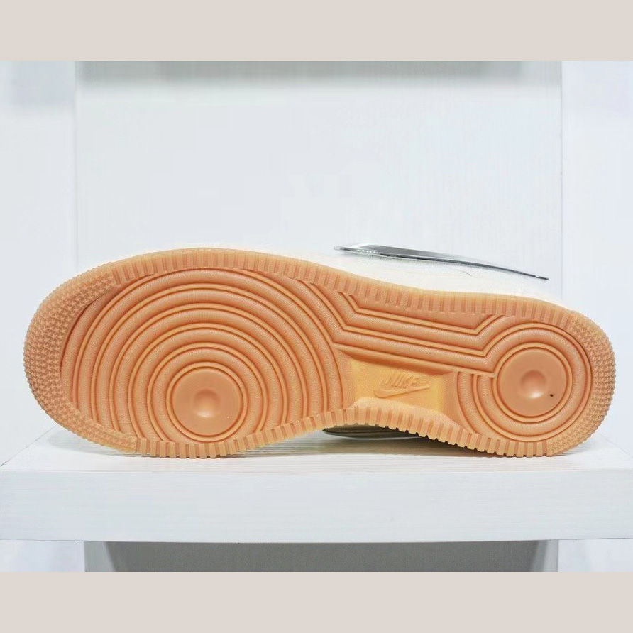 Travis Scott x NK Air Force 1 Sneaker    AQ4211-101  - EUR FASHION