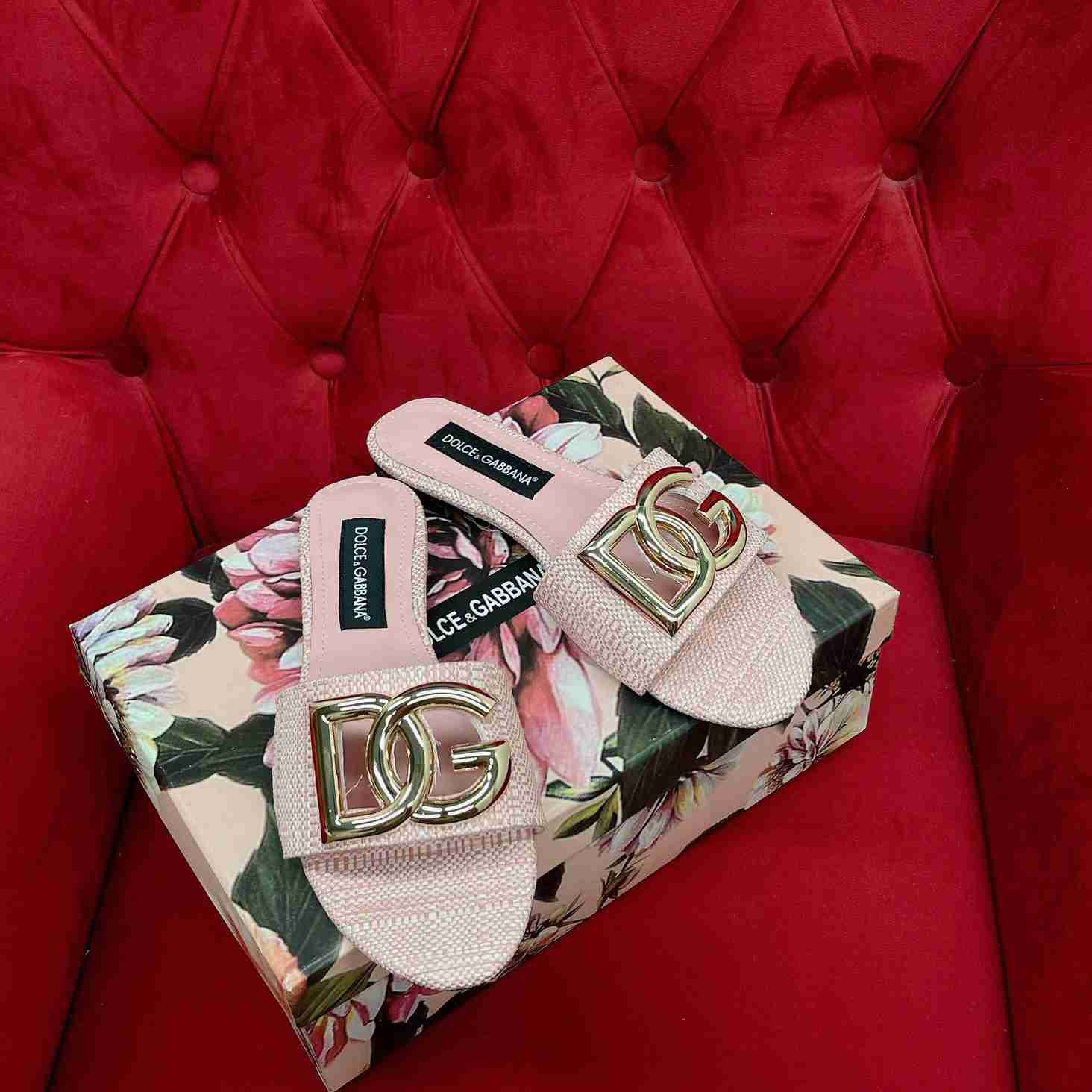 Dolce & Gabbana Raffia Sliders - EUR FASHION