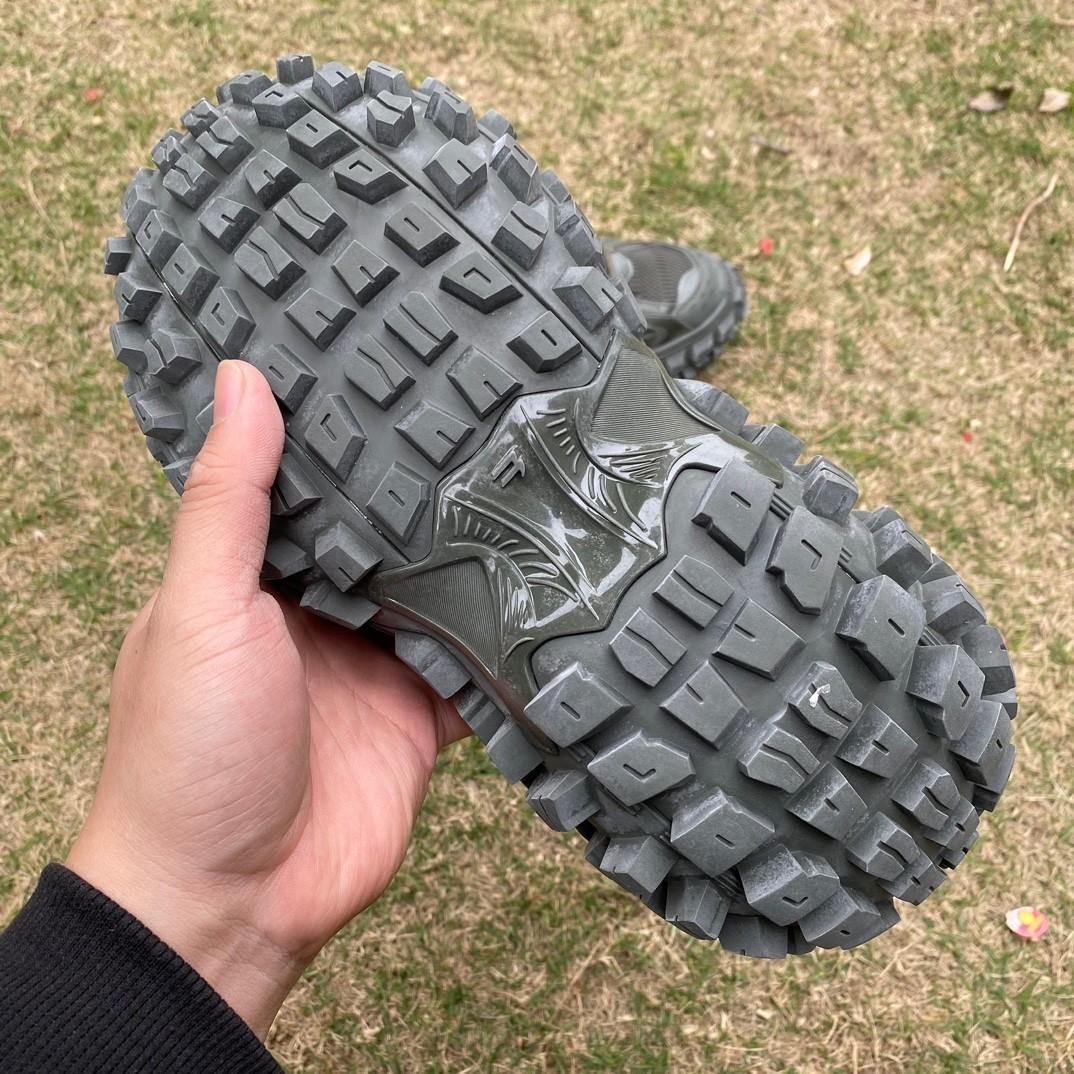 Balenciaga Defender Sneaker  - EUR FASHION