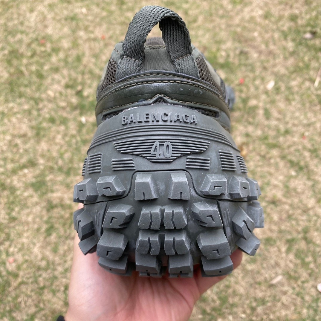 Balenciaga Defender Sneaker  - EUR FASHION