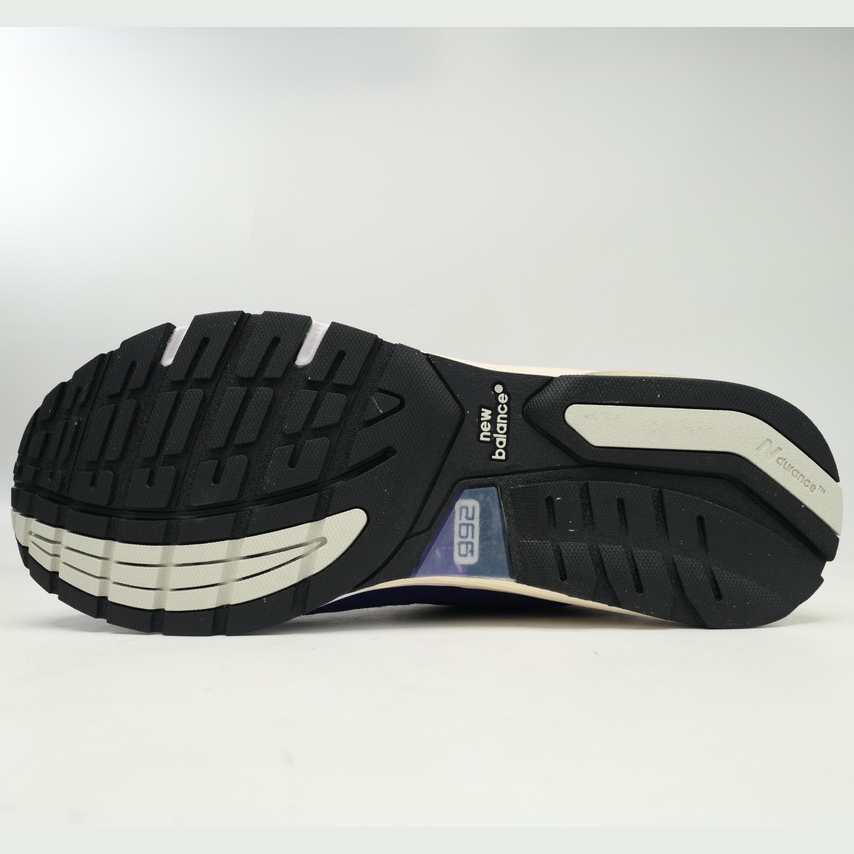 New Balance 992 Violet Sneakers      M992AA  - EUR FASHION