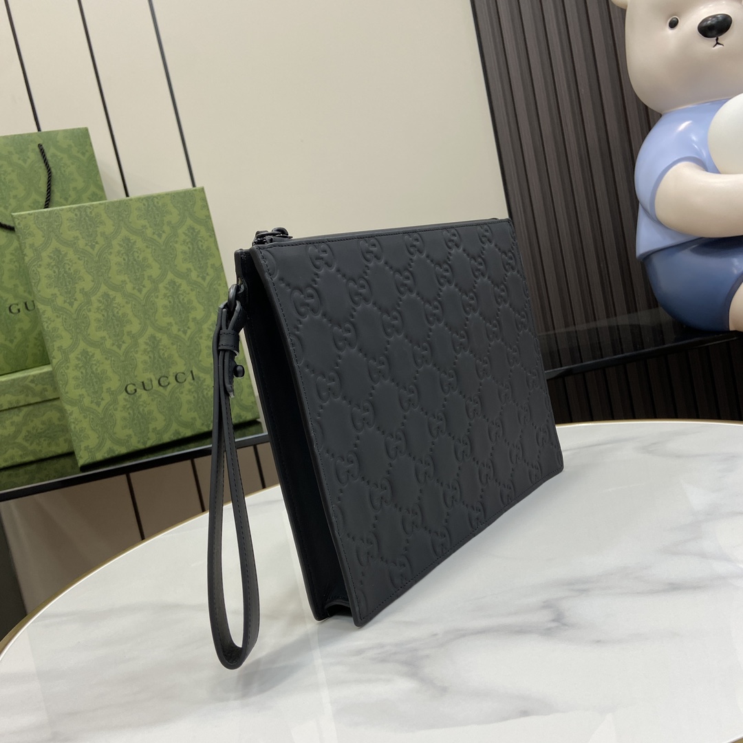 Gucci GG Rubber-effect Pouch - EUR FASHION