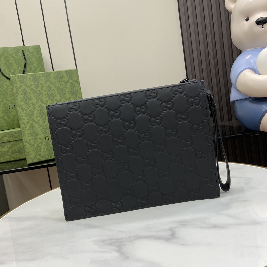Gucci GG Rubber-effect Pouch - EUR FASHION