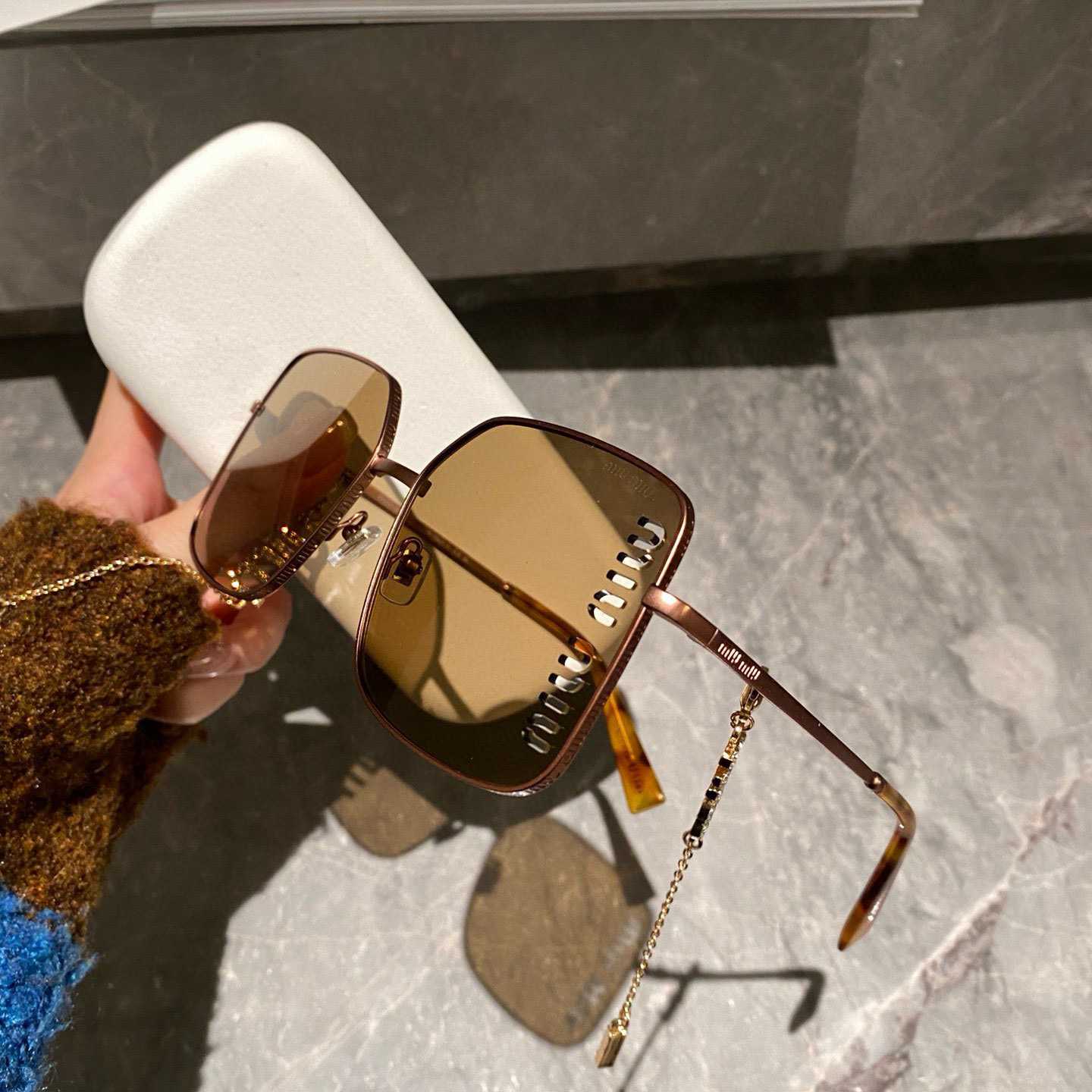 Miu Miu Eyewear Collection sunglasses - EUR FASHION