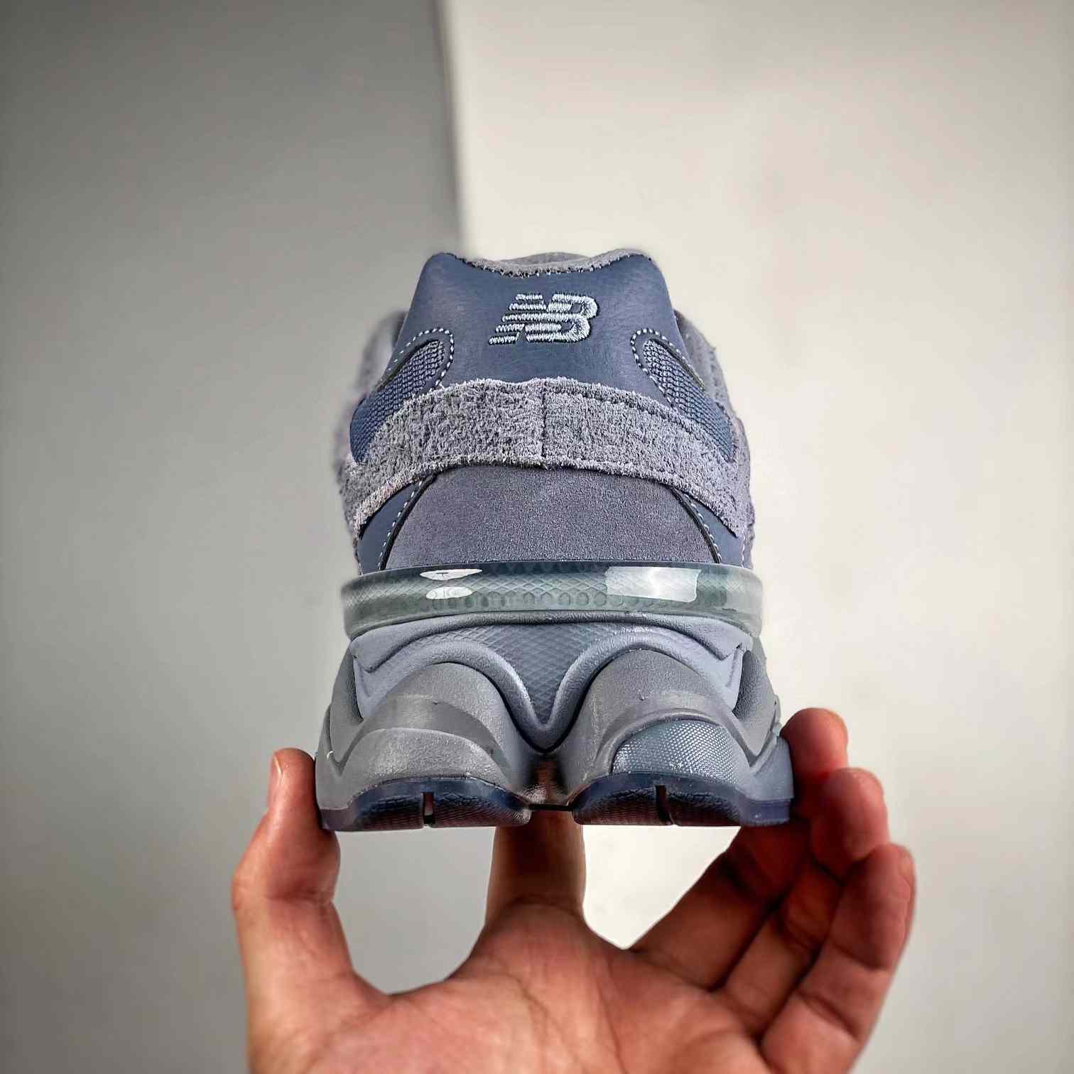 New Balance NB9060 Sneakers     - EUR FASHION