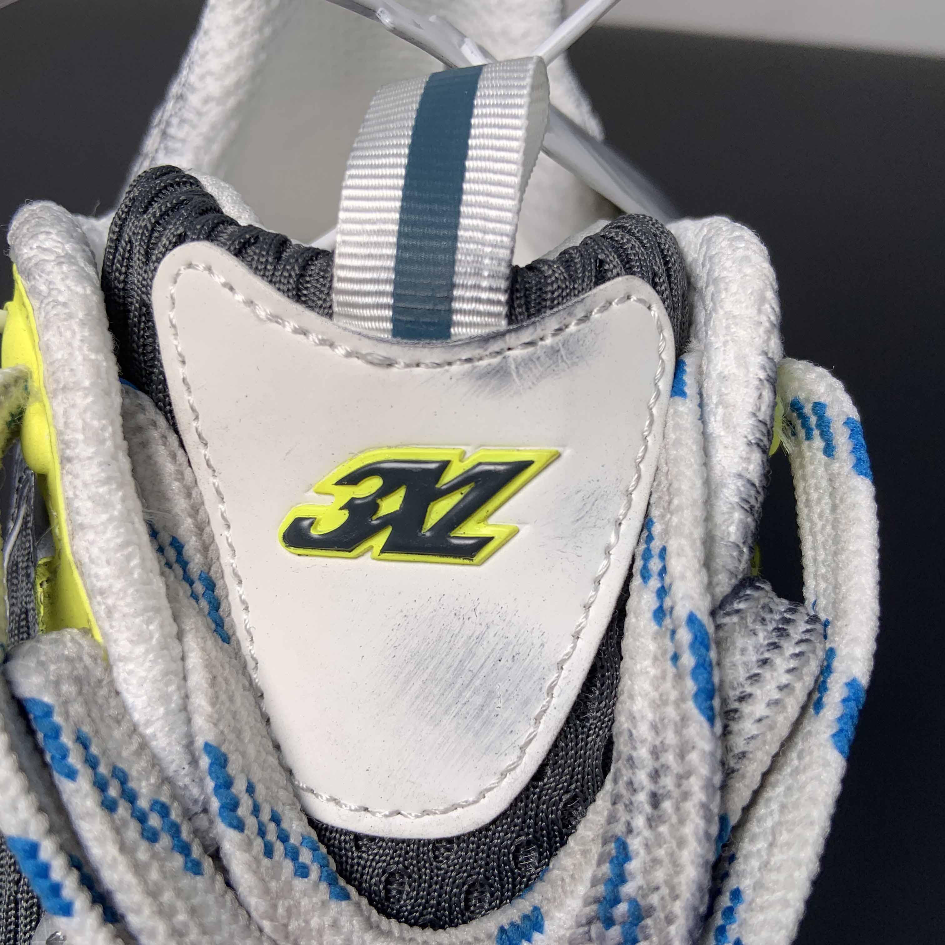 Balenciaga 3XL Sneaker In White, Blue And Yellow - EUR FASHION