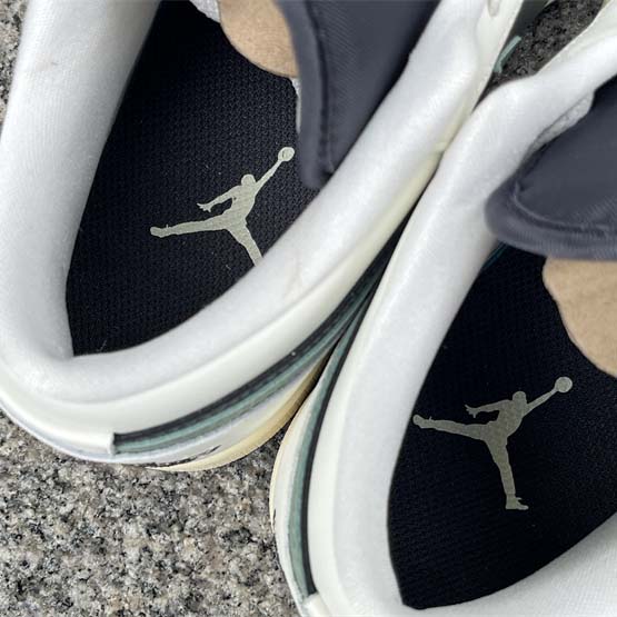 Air Jordan 1 Low WMNS “Jade Smoke” Sneaker    DC0774-001  - EUR FASHION