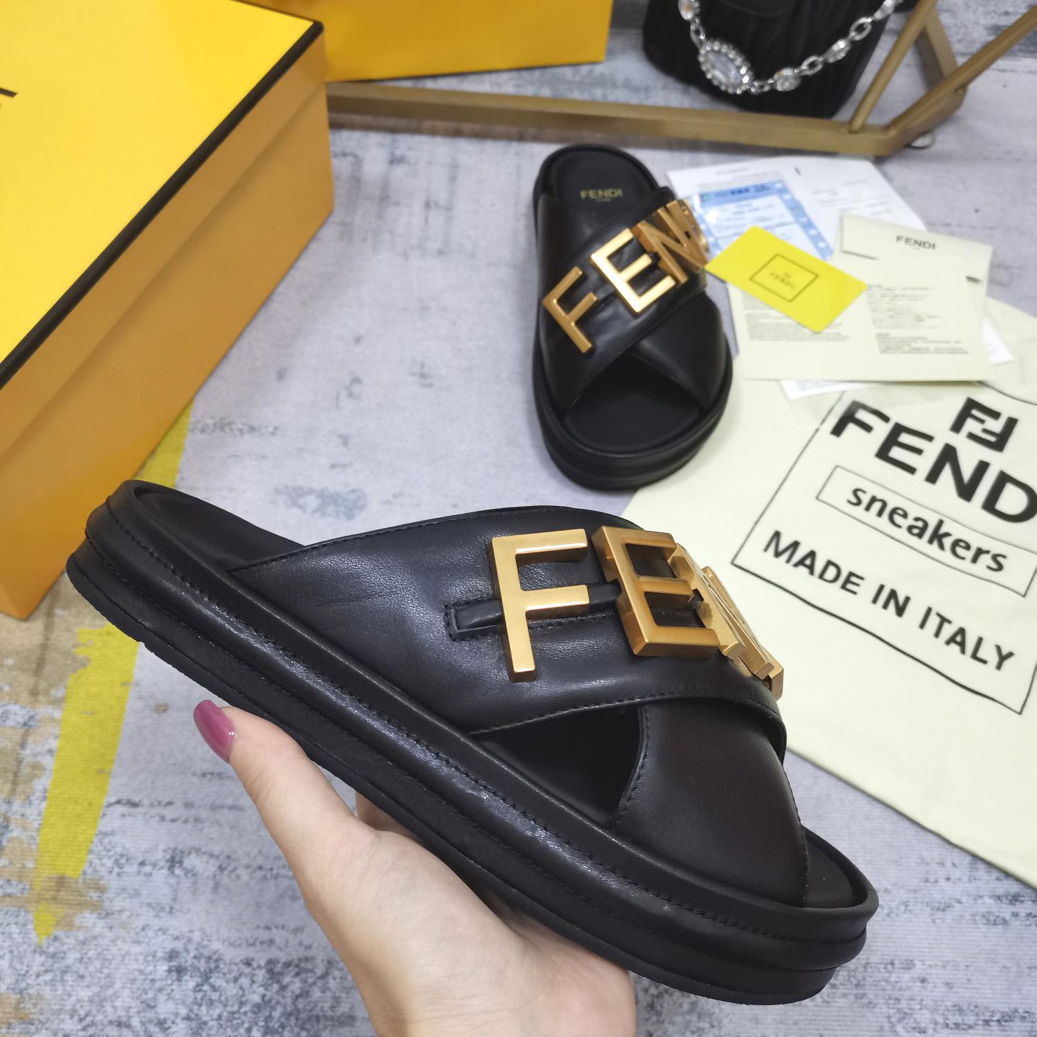 Fendi Slides - EUR FASHION