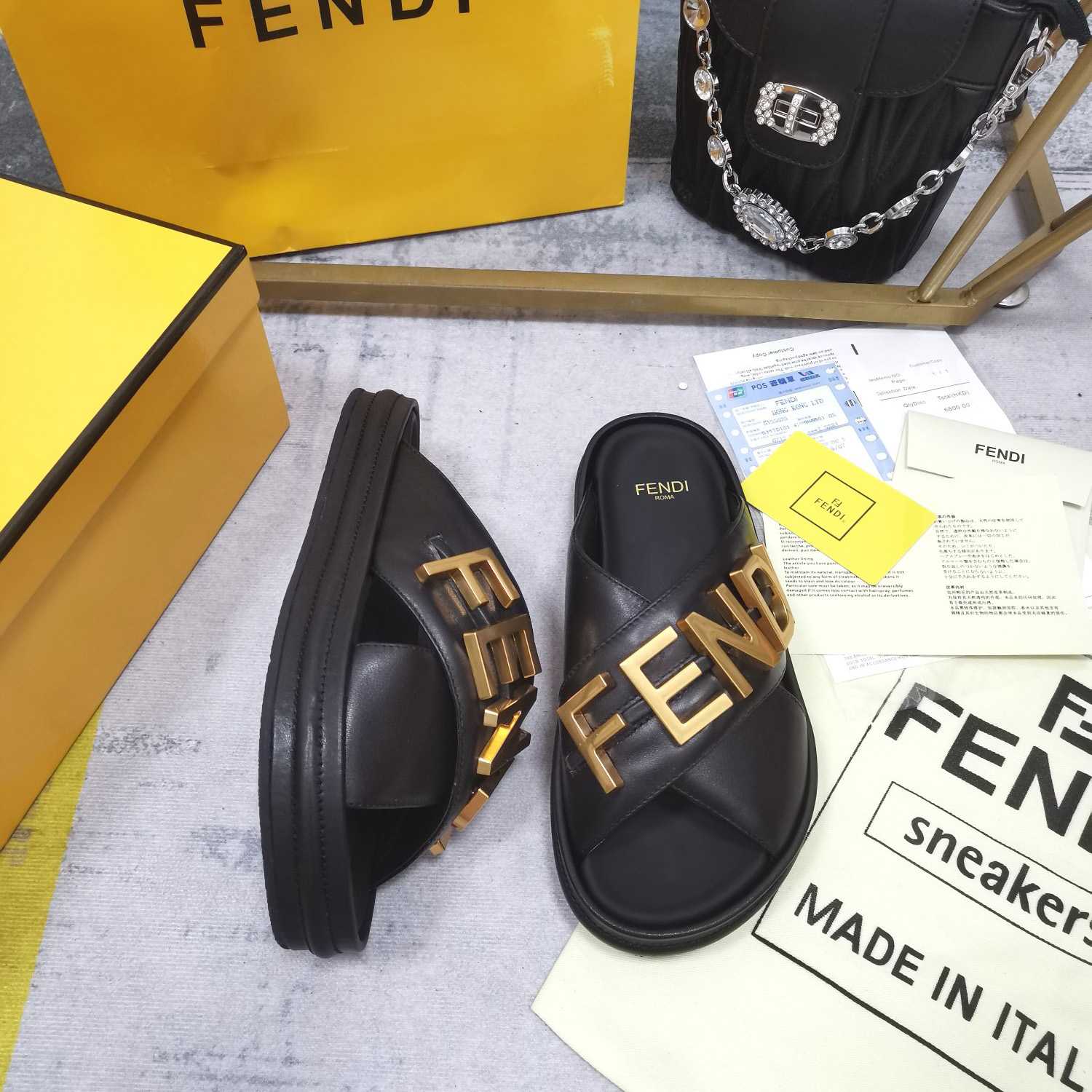 Fendi Slides - EUR FASHION