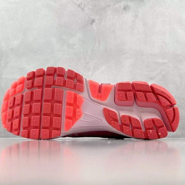 Nike Air Zoom Vomero 5 Sneaker    FQ0257 666 - EUR FASHION