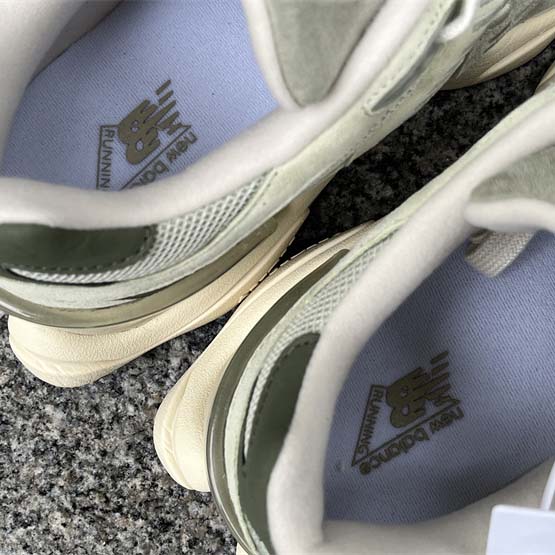 New Balance 9060 Sneakers      U9060EEC - EUR FASHION