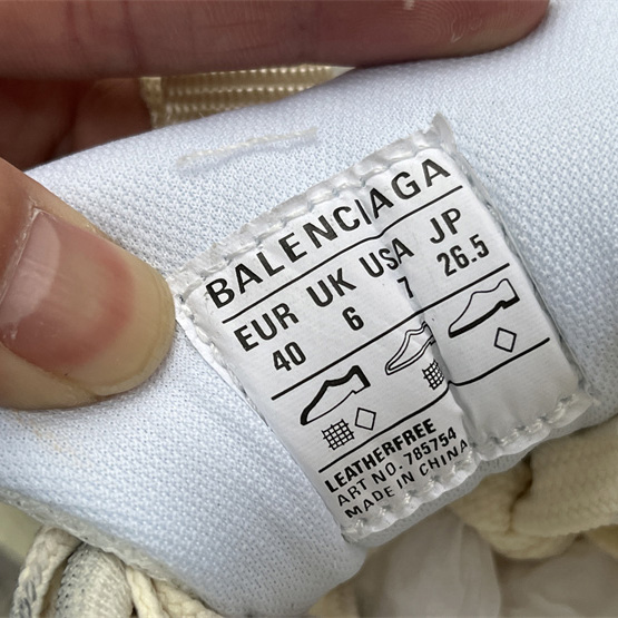 Balenciaga Cargo Sneaker  - EUR FASHION