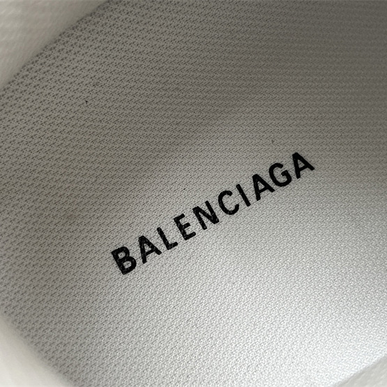 Balenciaga Cargo Sneaker  - EUR FASHION