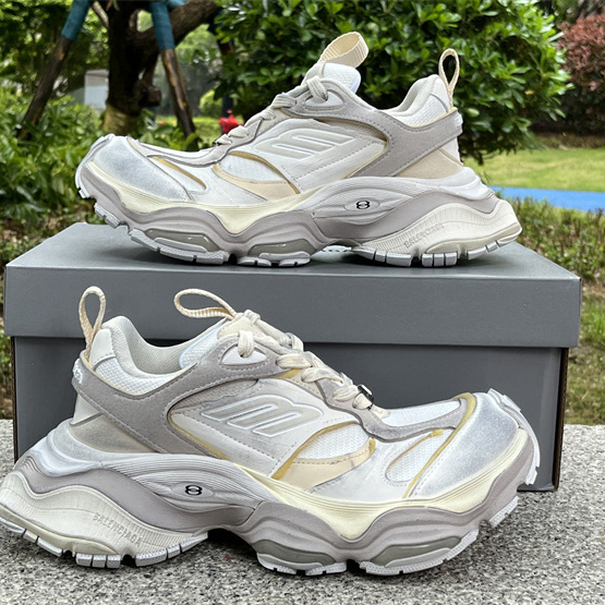 Balenciaga Cargo Sneaker  - EUR FASHION