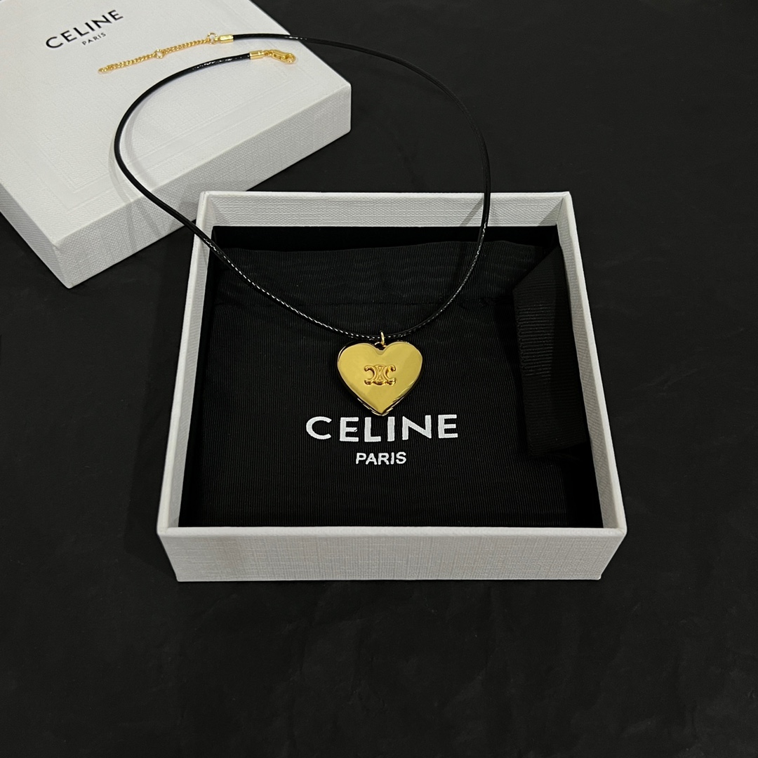 Celine CŒUR Triomphe Necklace In Brass With Gold Finish And Cotton - EUR FASHION