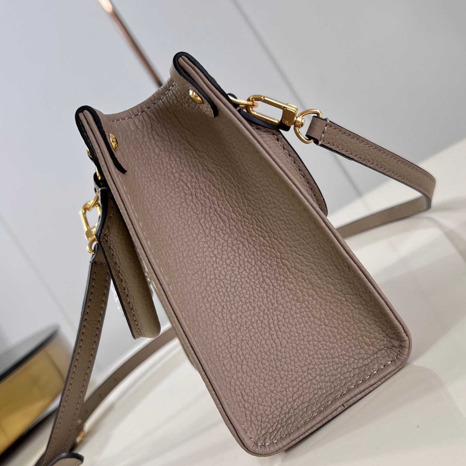 Louis Vuitton OnTheGo BB   M47054 - EUR FASHION